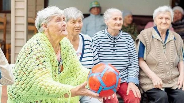 Sevilen biri için en iyi huzurevi nasıl seçilir